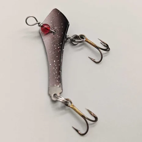 Weezer Kites Micro fishing lure in Bashful color